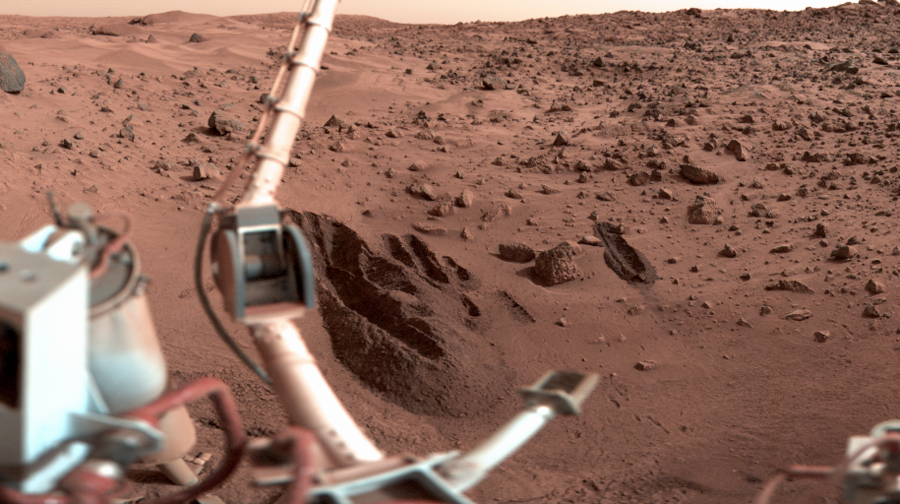 Первое цветное фото Марса. Викинг,