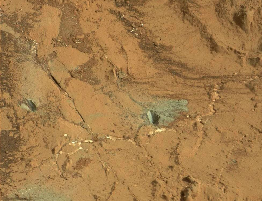 Curiosity first drilling (13)