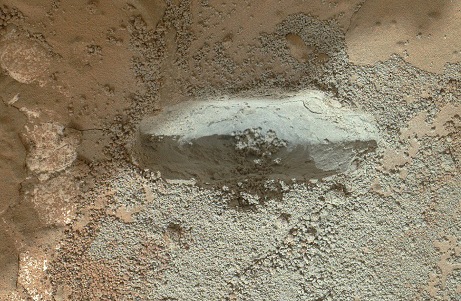 Curiosity first drilling (5)