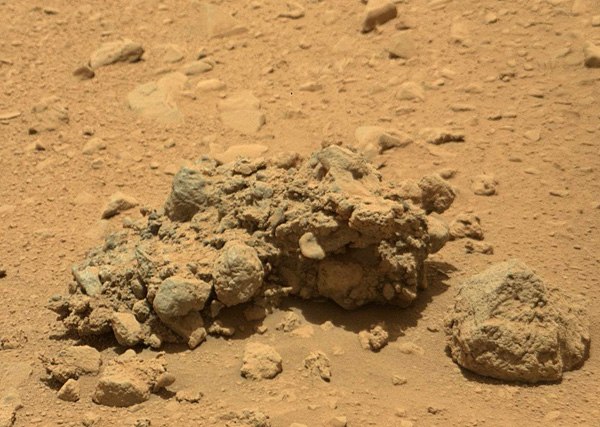Порода Марса, галька, конгломерат.