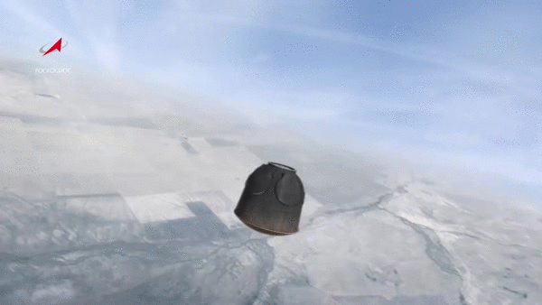 анимация Роскосмоса посадки спускаемого аппарата "Союз"