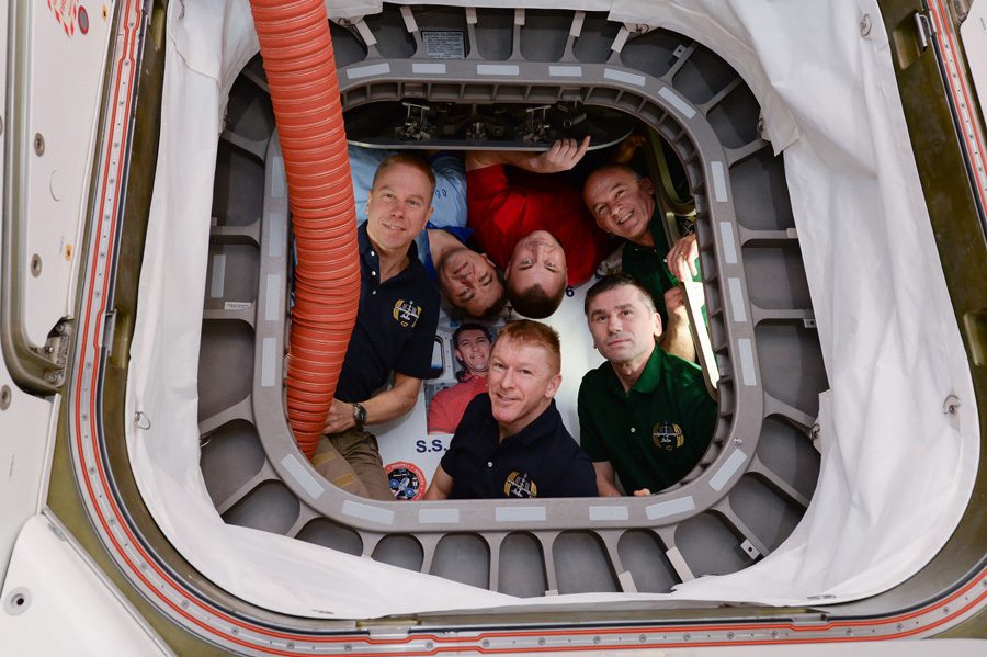экипаж экспедиции «МКС-47» - участников эксперимента «Взаимодействие-2»