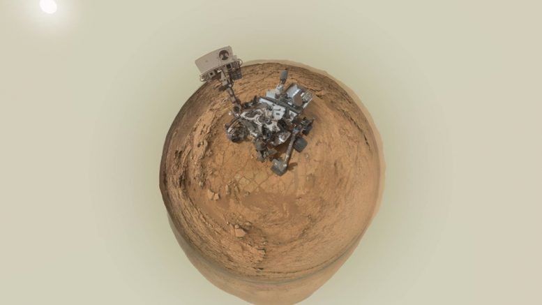 марсоход Curiosity на Марсе