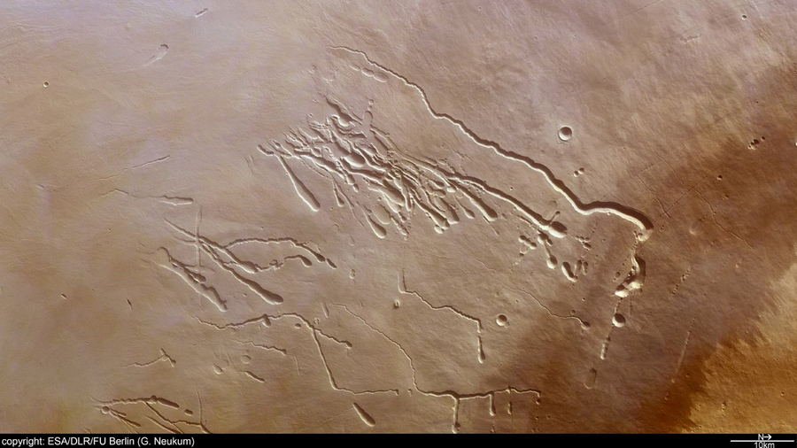 вулканические трубки на склонах марсианских вулканов