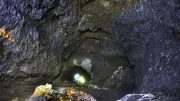 лавовая пещера на Камчатке