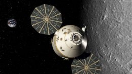 проект пилотируемого космического корабля Orion на лунной орбите