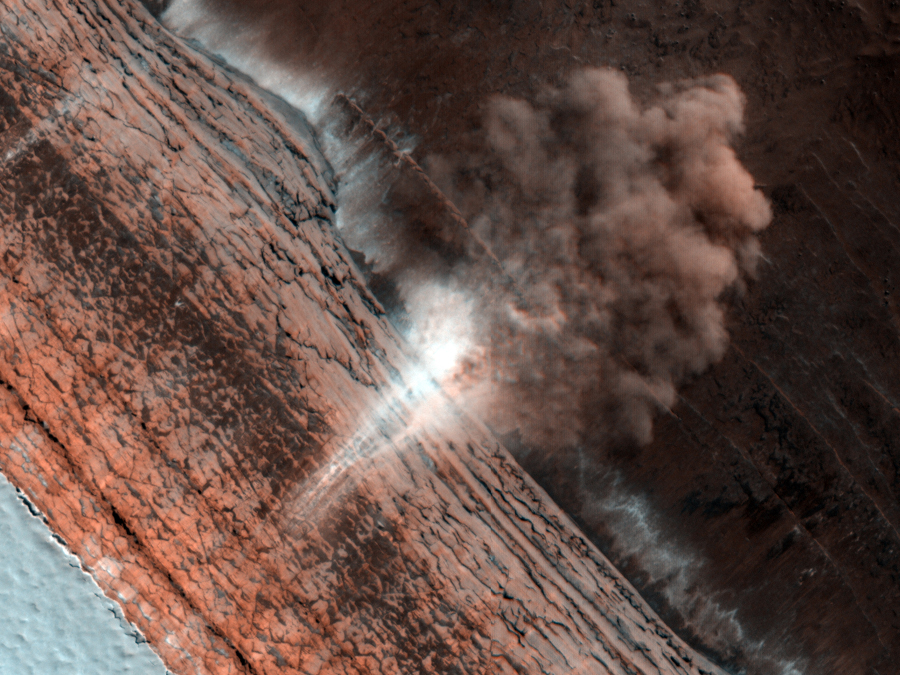 ледяная лавина на Марсе