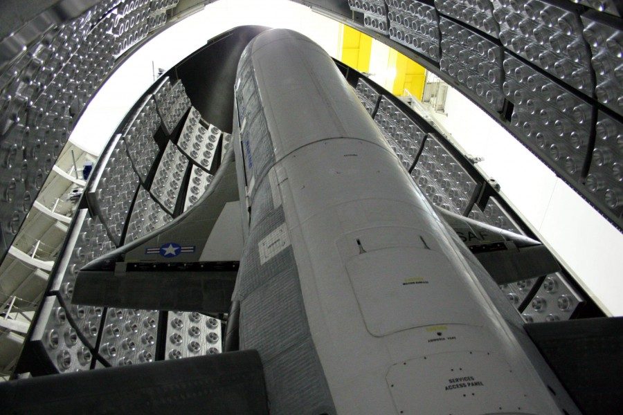 Орбитальный самолёт Boeing X-37 под обтекателем