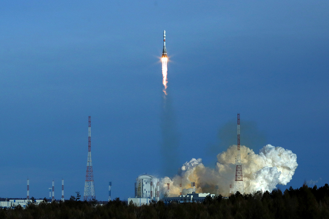 Старт ракеты сегодня с восточного. Взлет ракеты с космодрома Восточный. Ракетоноситель старт-1. Союз 2.1в. Старт ракеты с космодрома Восточный.